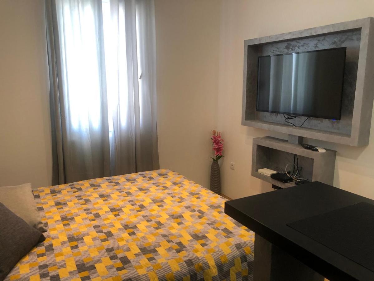 Apartamento Matea Tivat Exterior foto